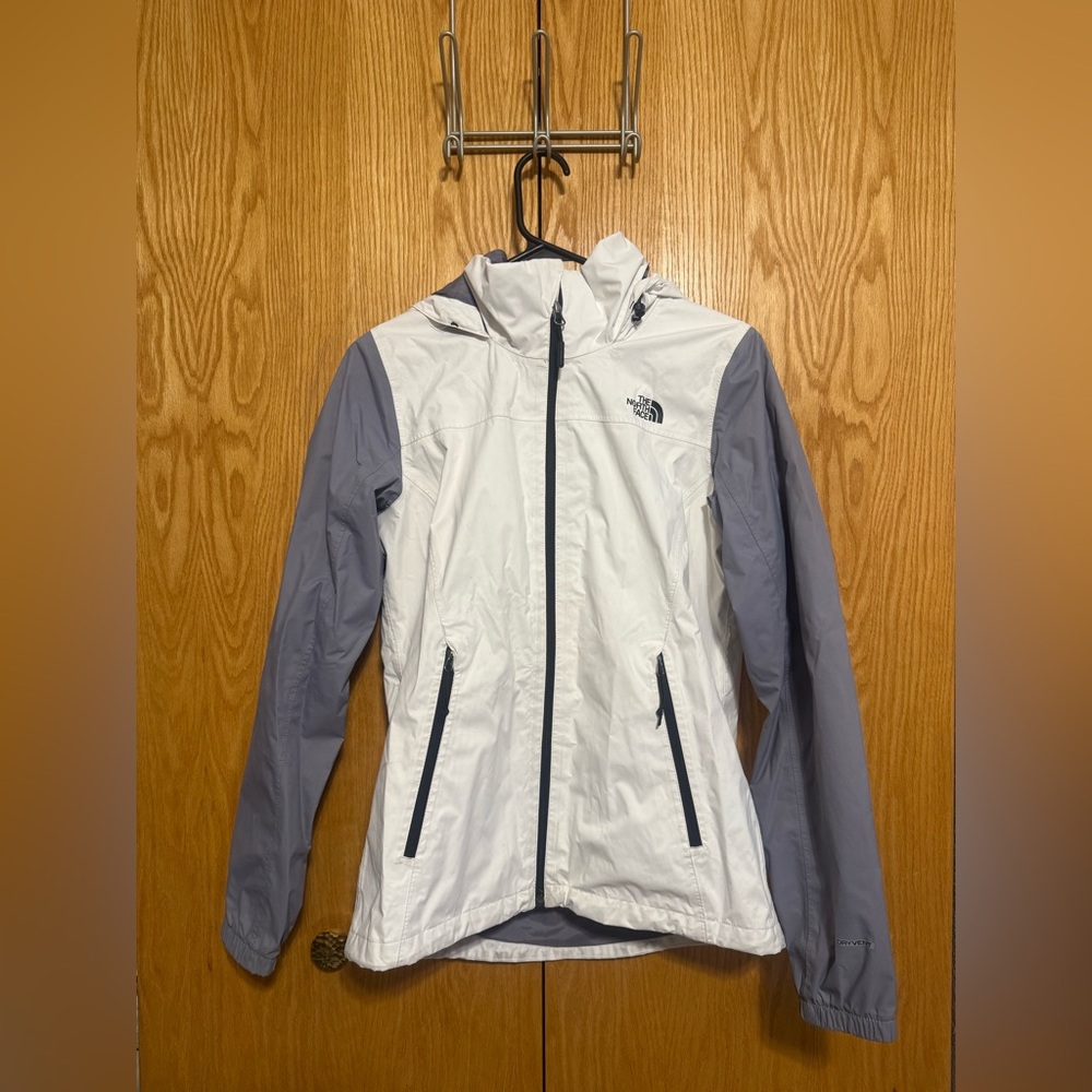 The North Face Women's windbreaker